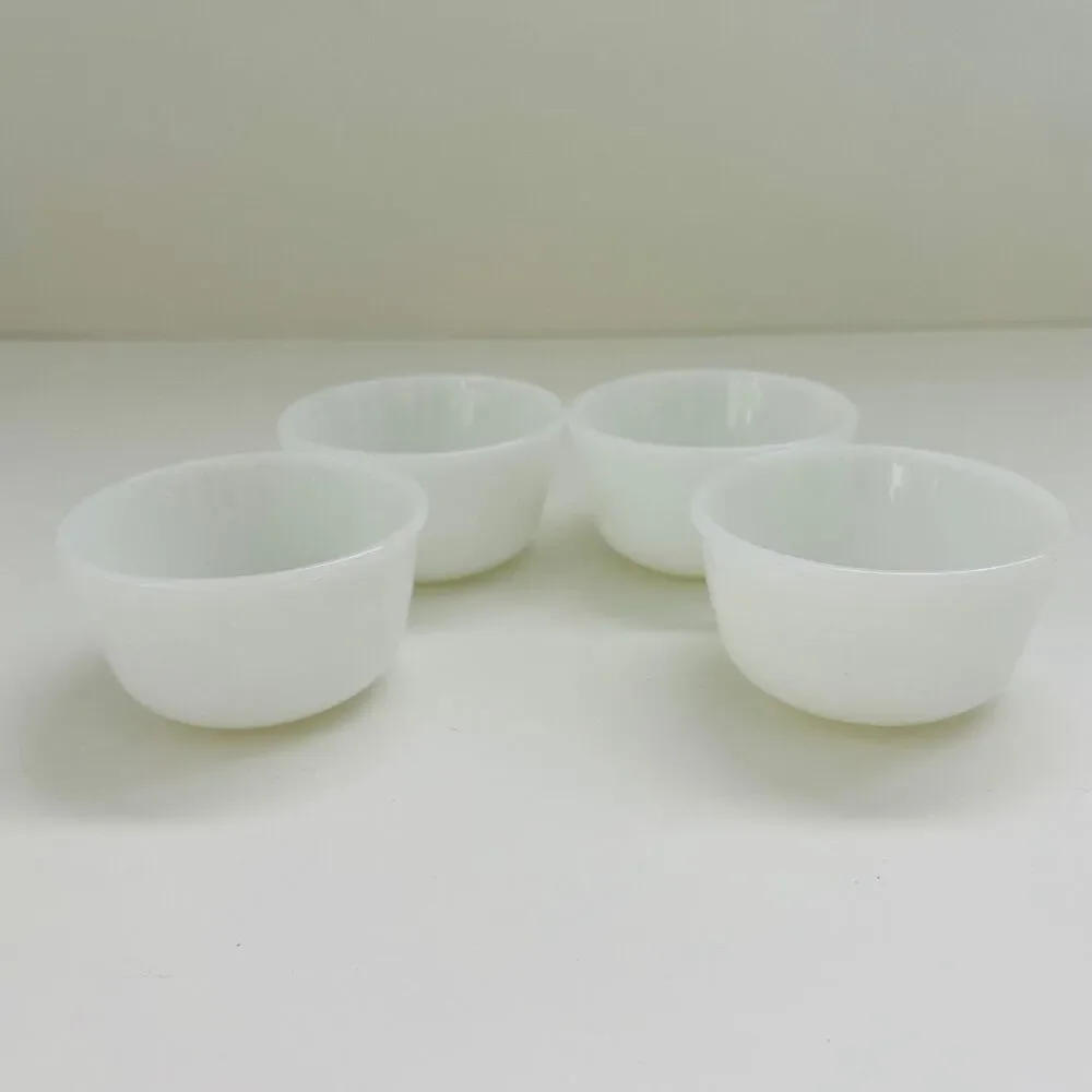 ANCHOR HOCKING Fire-King White Milk Glass Custard Cups, Set of 4